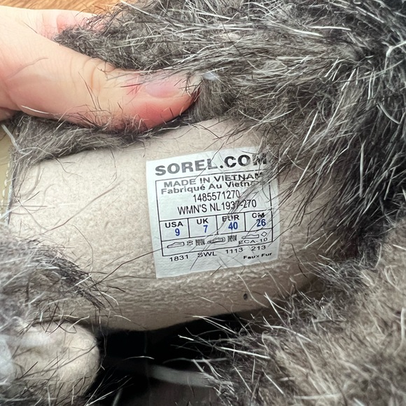 Women’s sorel boots - Picture 6 of 6